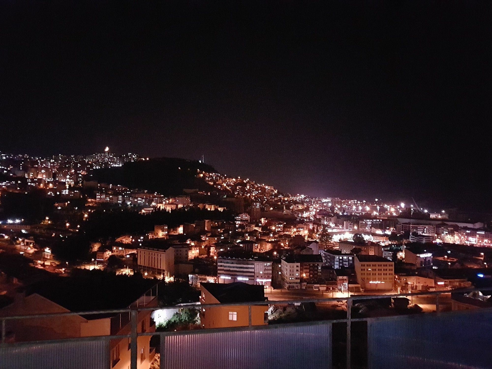 Nuralp Apart Otel - Trabzon Buitenkant foto